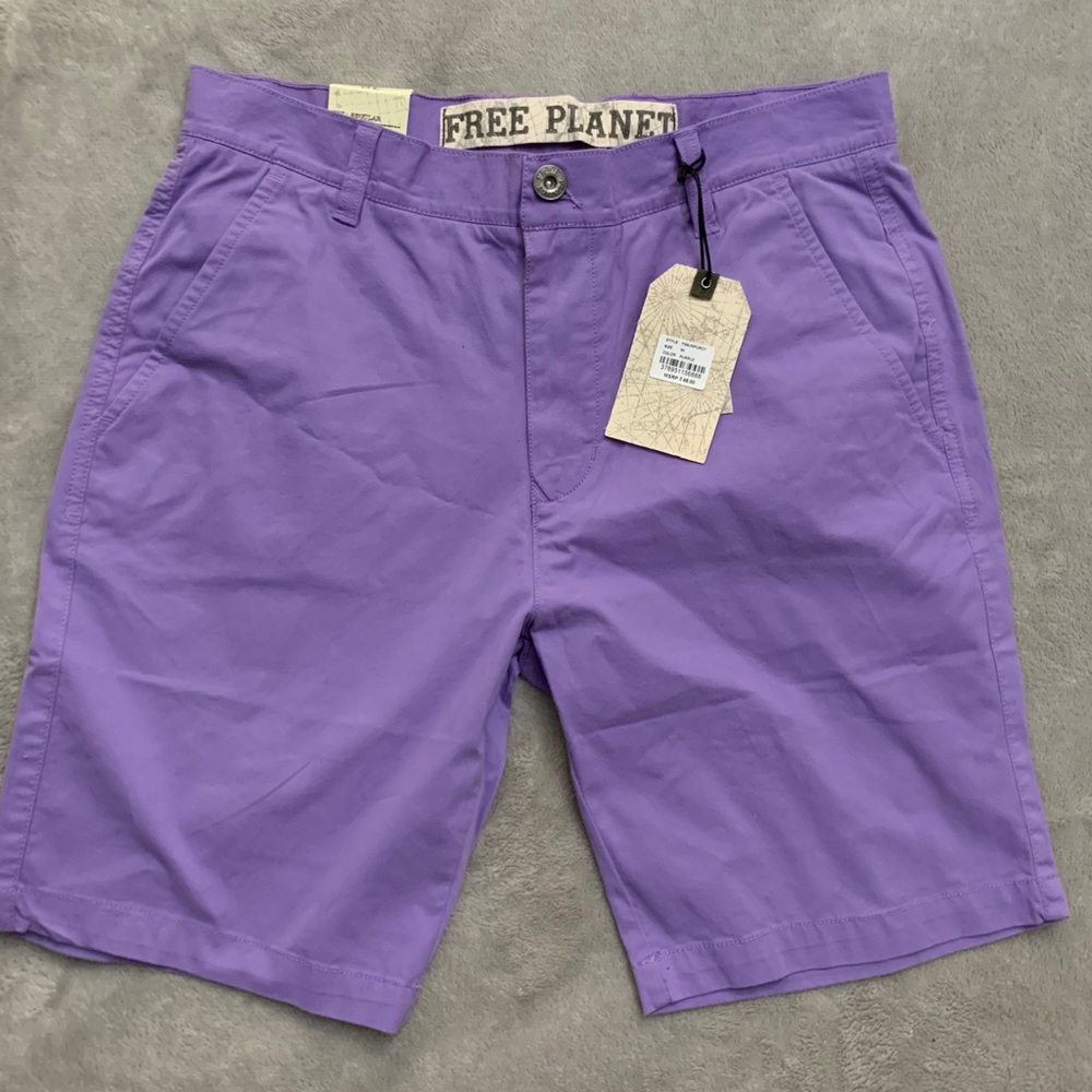 Free Planet Shorts Size 30